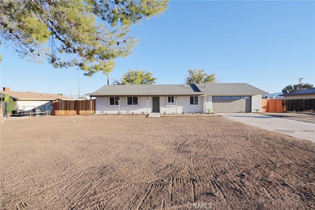 Property Photo:  11385 Chimayo Road  CA 92308 