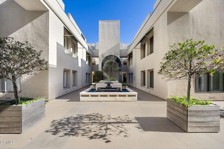 Property Photo: 484 S Euclid 107 CA 91101