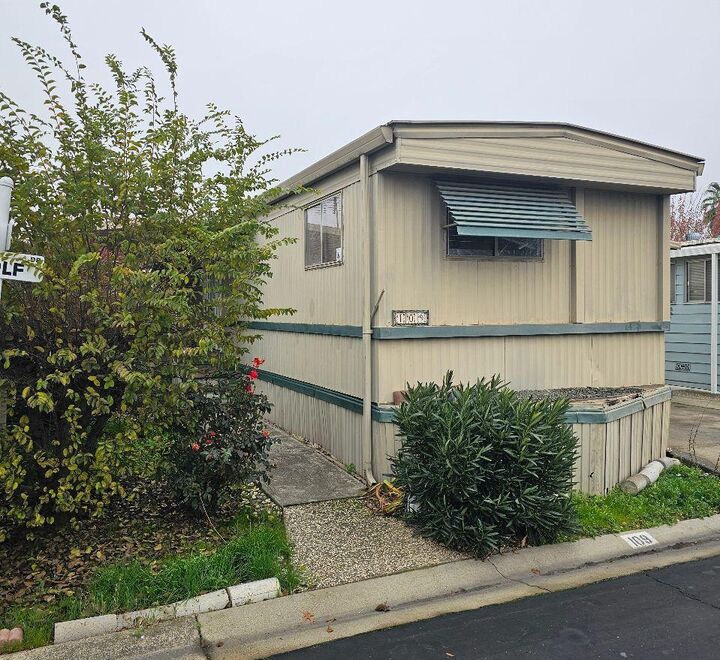 Property Photo: 8665 Florin Road 109 CA 95828