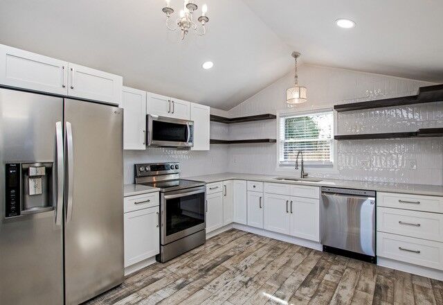 Property Photo: 130 Hart Ln TN 37207