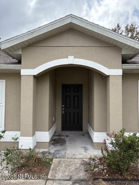 Property Photo:  25 Renworth Lane  FL 32137 