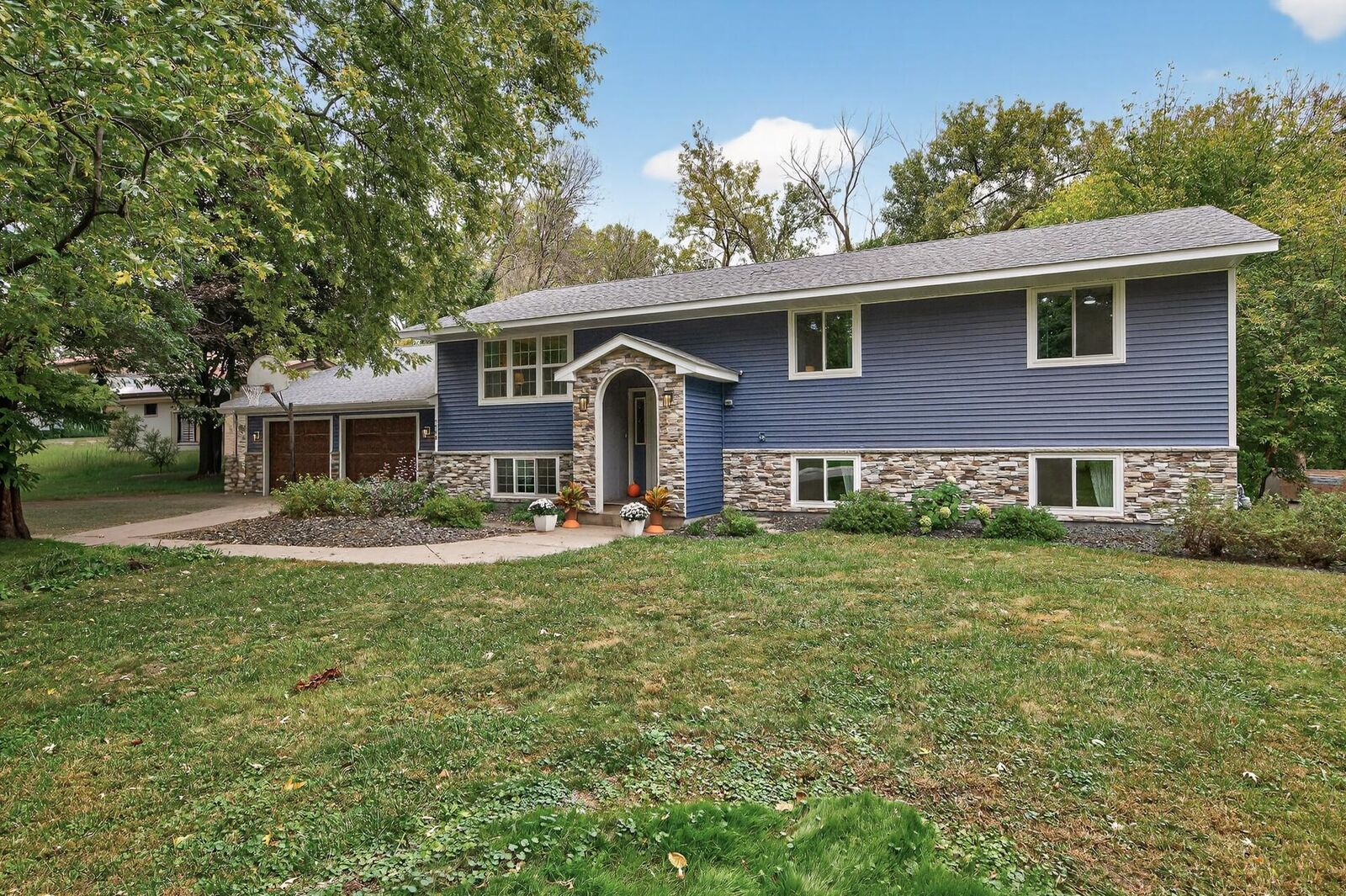 Property Photo:  7708 Zealand Avenue N  MN 55445 