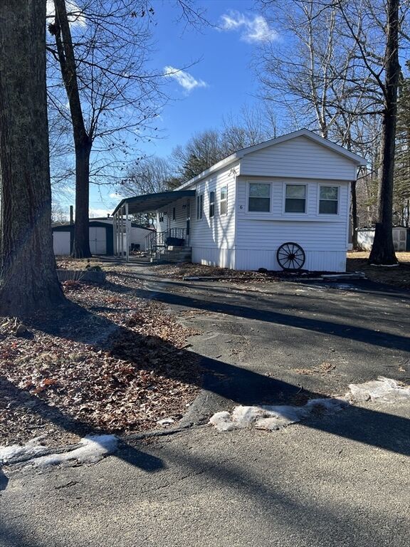 Property Photo: 6 Stagecoach Drive MA 01506