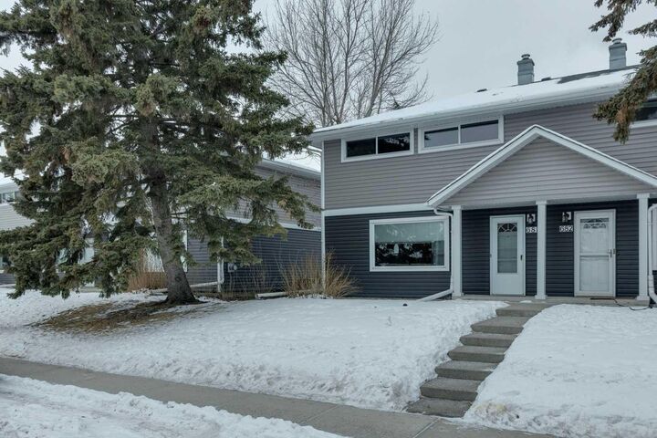 Property Photo: 681 Regal Park NE AB T2E 0S6