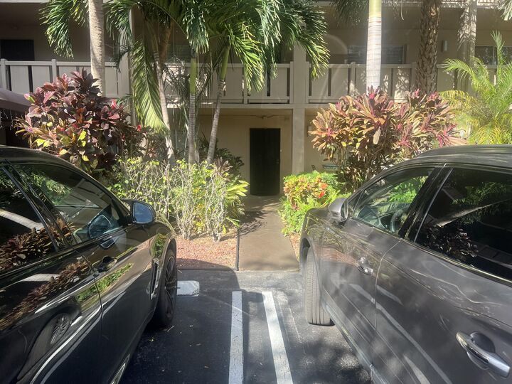 Property Photo:  2208 S Cypress Bend Drive 106  FL 33069 