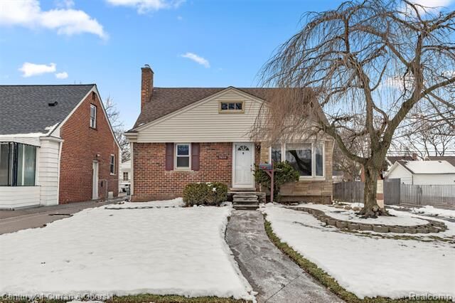 Property Photo:  9804 Hubert Avenue  MI 48101 