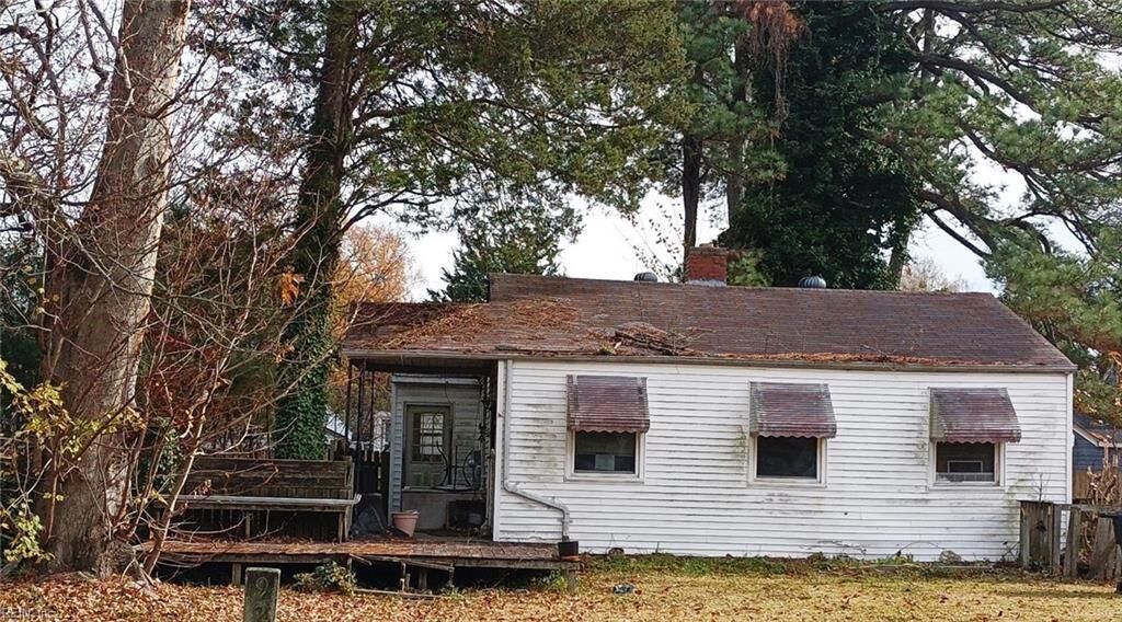 Property Photo:  921 Martin Ave  VA 23701 