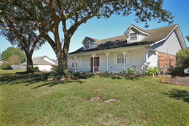 Property Photo: 3116 Pebble Beach Ln. TX 77630-2124