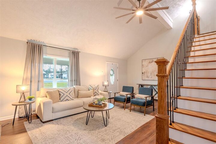 Property Photo: 1563 Noelie St Street LA 70611