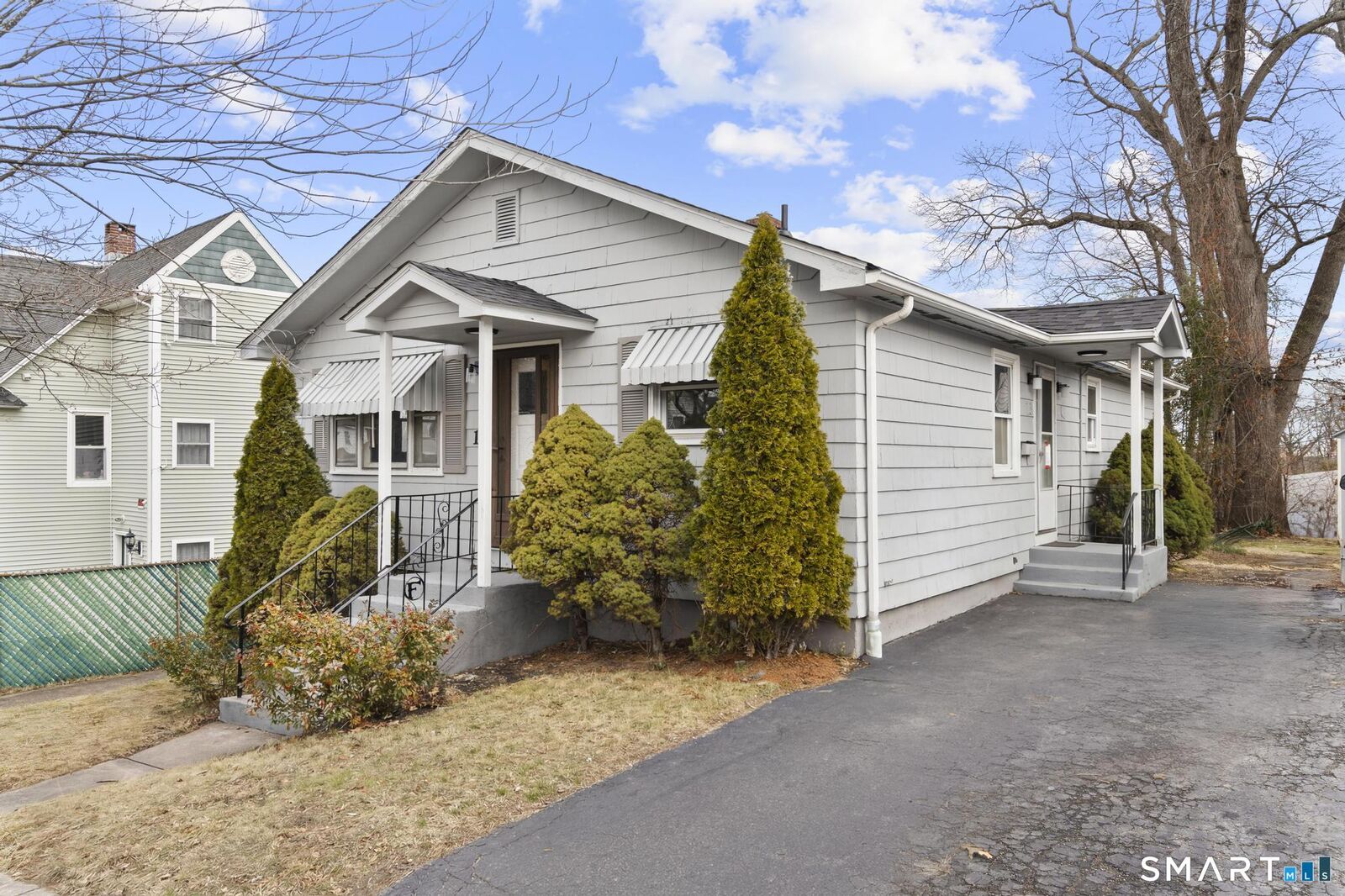 Property Photo:  13 Allen Street  CT 06010 