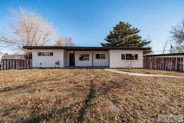 Property Photo:  165 Horrocks Drive  ID 83221 