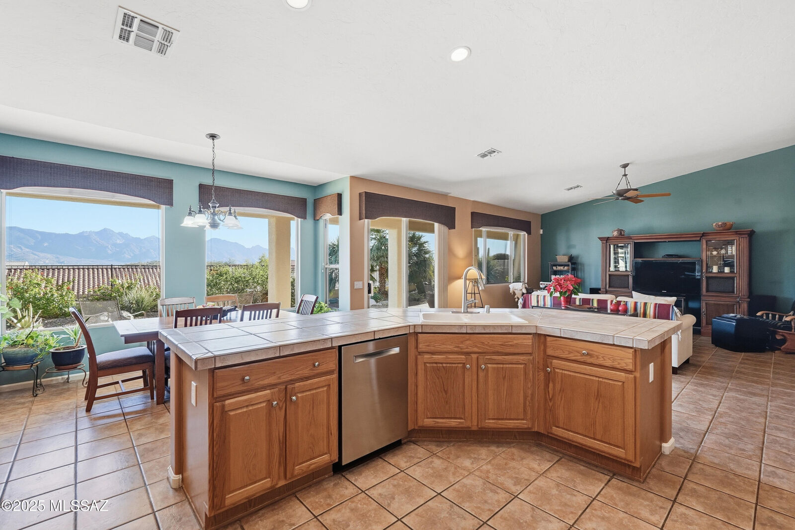 Property Photo:  62207 E Sand Crest  AZ 85739 