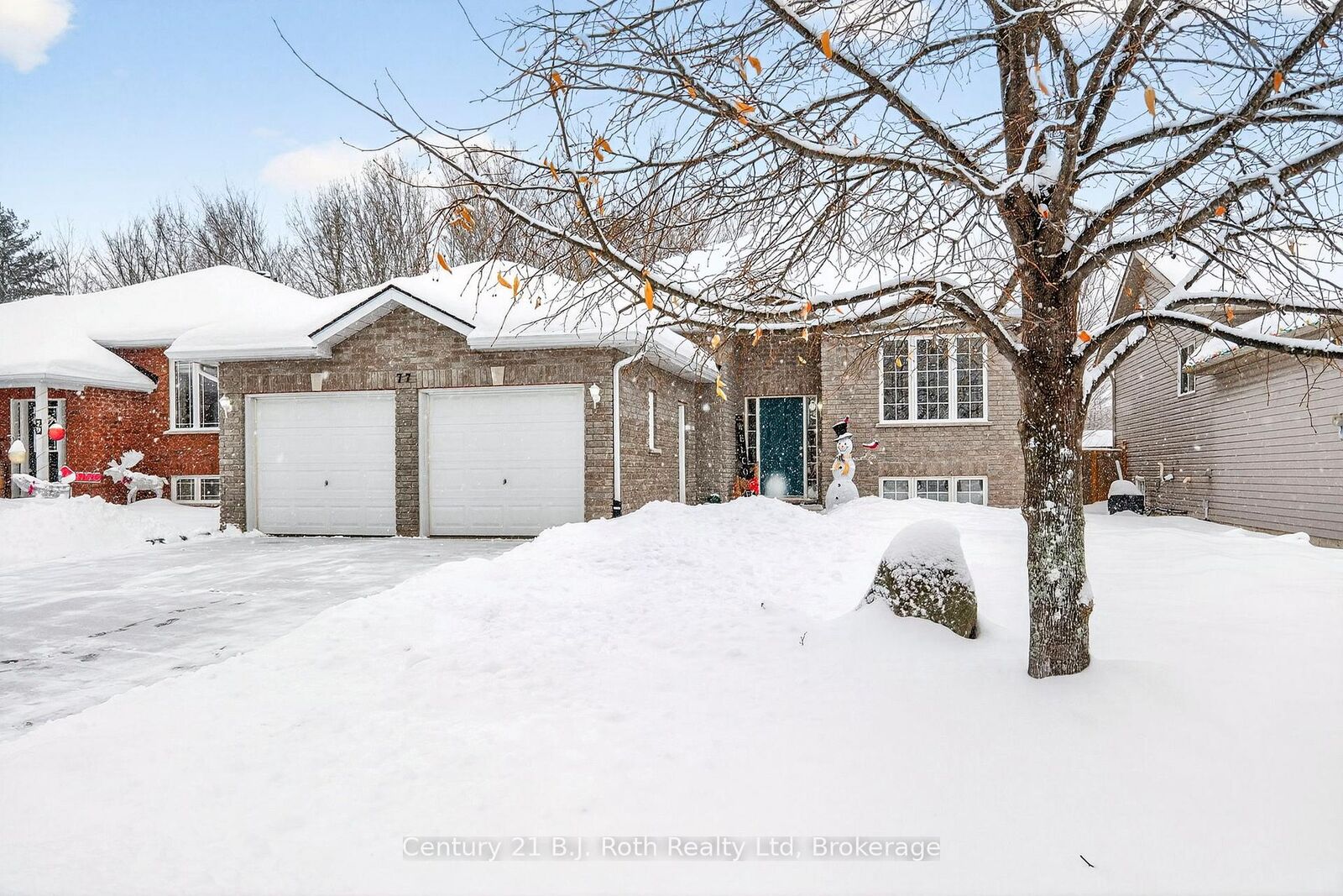 Property Photo:  77 Georgia'S Walk  ON L0K 2A0 