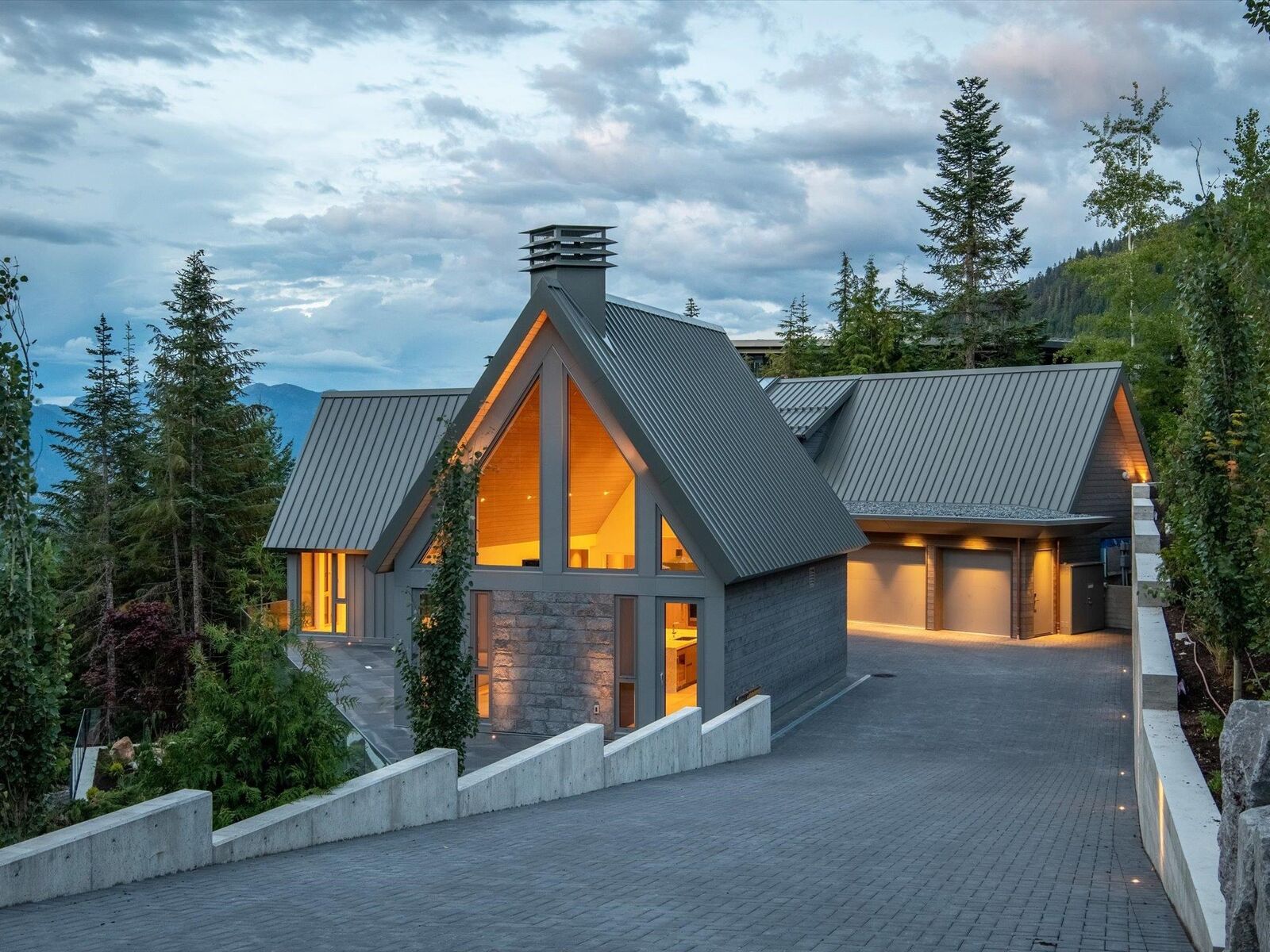 Property Photo: 2925 Kadenwood Drive BC V8E 0L6