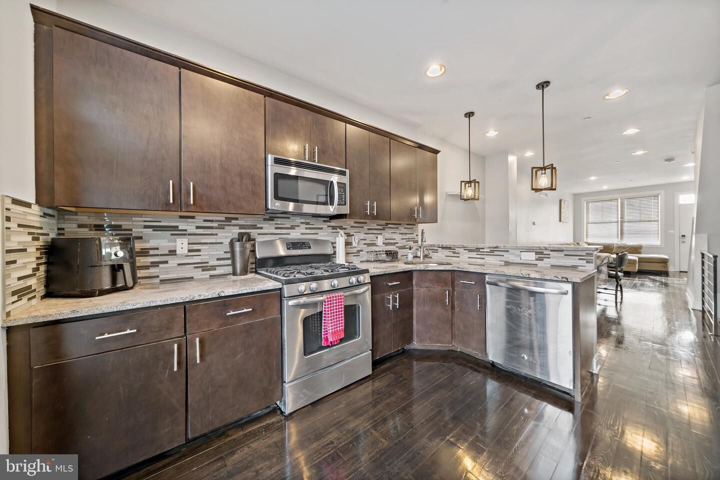 Property Photo:  1517 Latona Street  PA 19146 