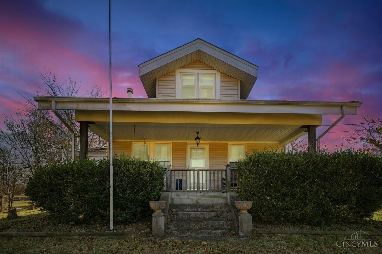 Property Photo:  2005 Miles Road  OH 45231 