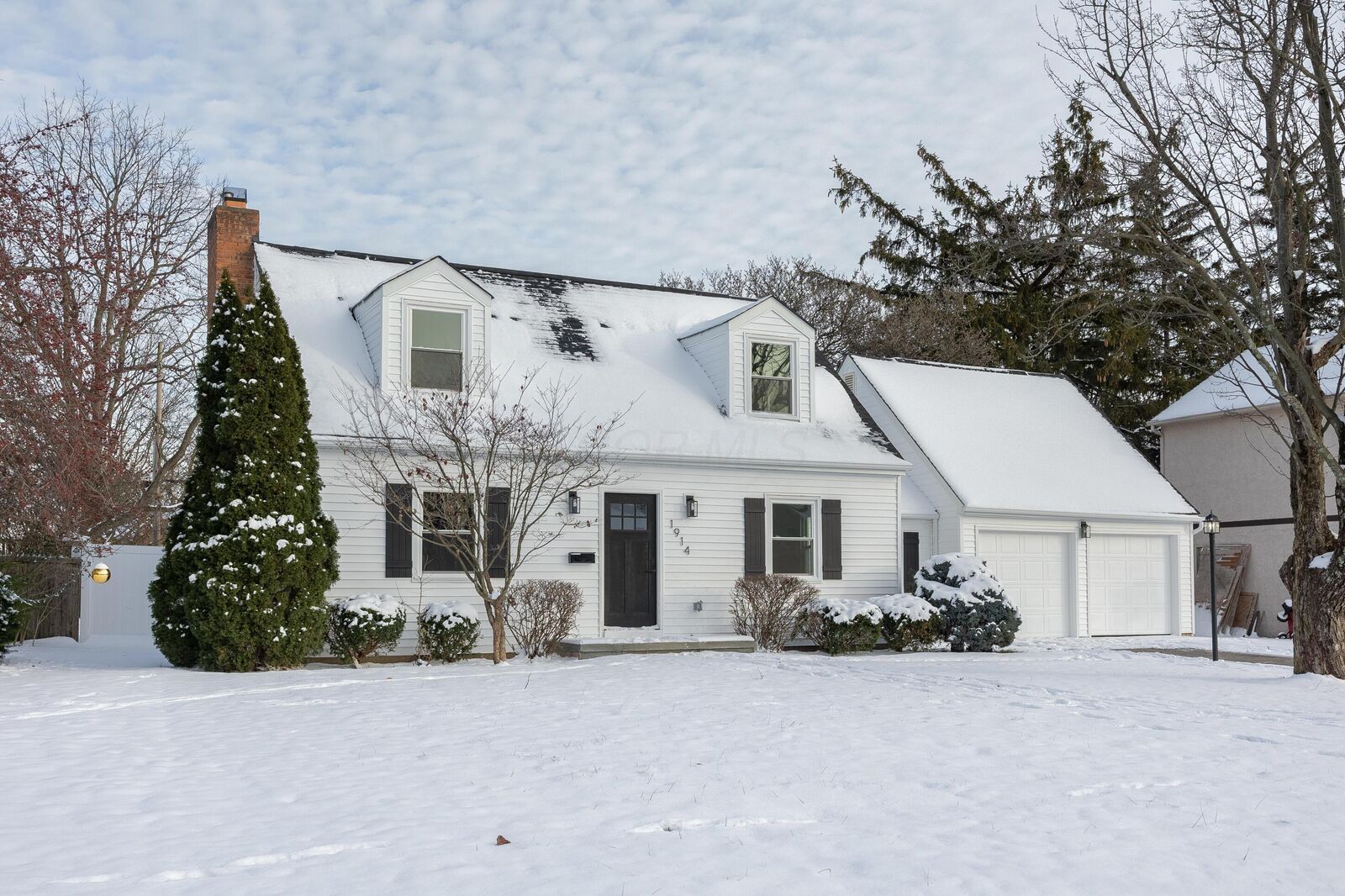 Property Photo:  1914 Elmwood Avenue  OH 43212 