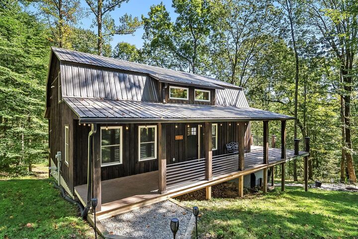 Property Photo:  12089 Cantwell Cliffs Road  OH 43149 