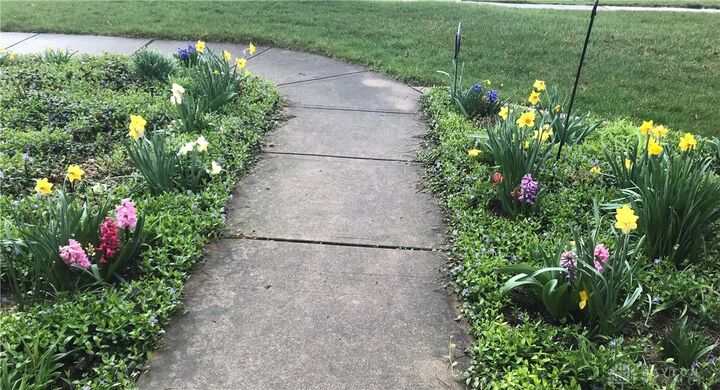 Property Photo:  965 Bakersfield Court  OH 45342 