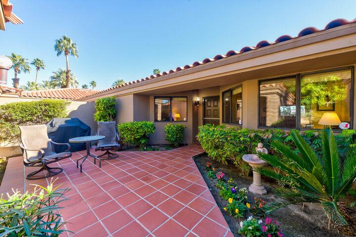 Property Photo: 38118 Zinnia Lane E CA 92211
