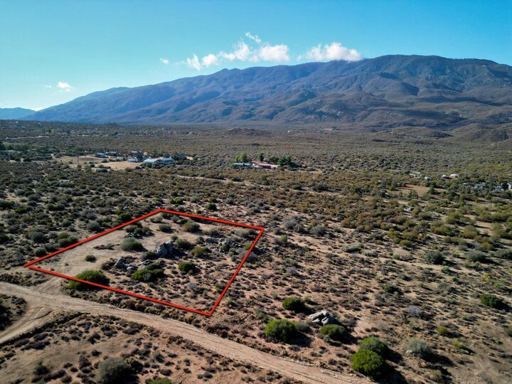 Property Photo:  68135 Glacier Pass  CA 92561 
