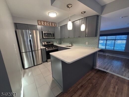 Property Photo: 224 Sandcastle Ky NJ 07094