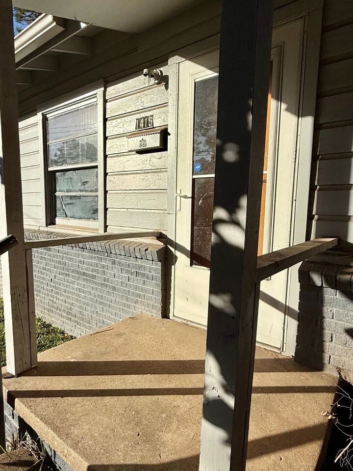Property Photo: 1415 Ruth Drive TX 75601
