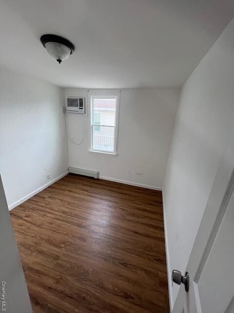 Property Photo:  817 Ocean Street  NY 11757 