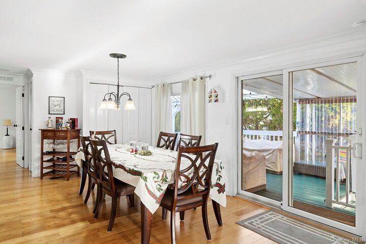 Property Photo:  525 Riverleigh Avenue 45  NY 11901 