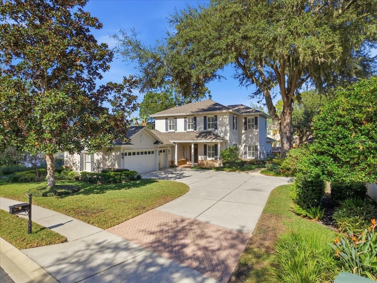 Property Photo:  2113 Carroll Landing Drive  FL 33612 