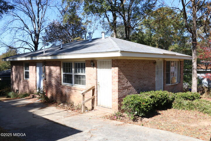 Property Photo: 1077 Pike Street GA 31204