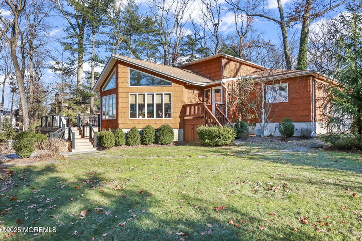 Property Photo:  4 Forest Court  NJ 07751 