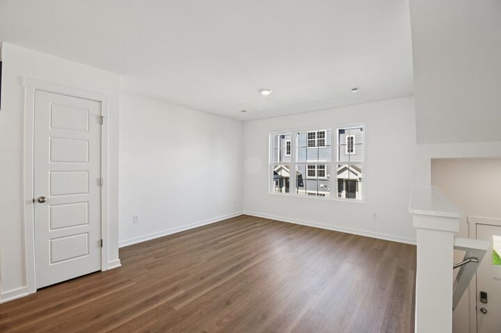 Property Photo:  1393 Oakfield Lane  IL 60140 