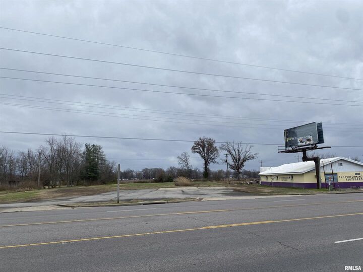Property Photo:  1213 US 45  IL 62930 