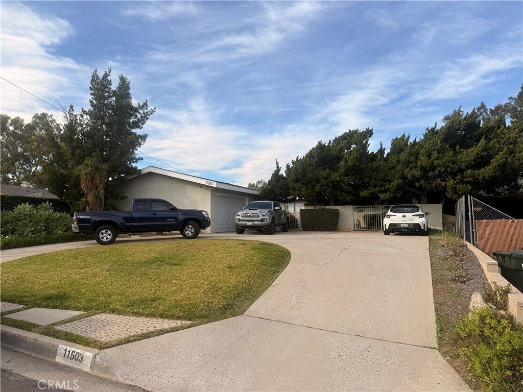 Property Photo:  11503 Sunnybrook Lane  CA 90604 