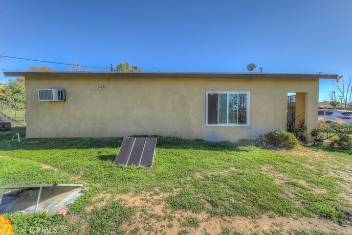 Property Photo: 11557 Davis CA 92557