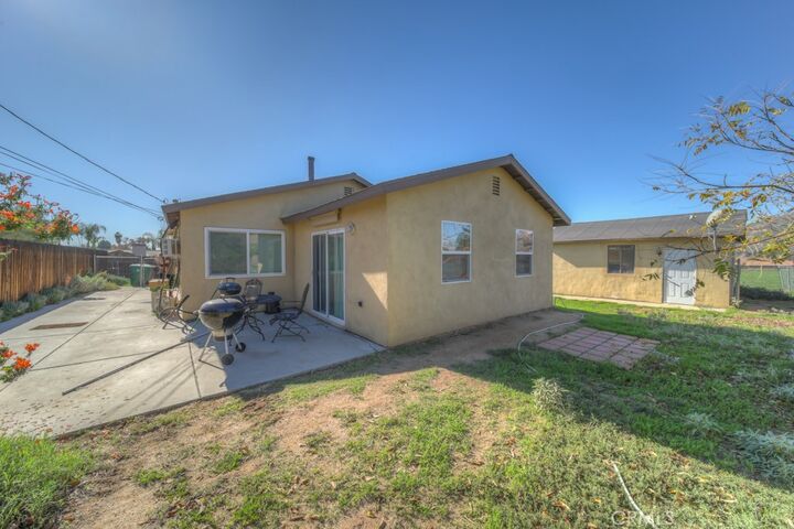 Property Photo:  11557 Davis  CA 92557 