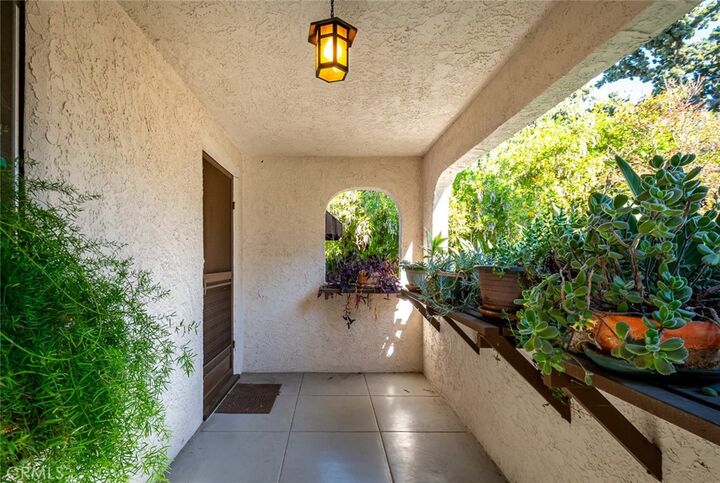 Property Photo:  1437 N Sierra Bonita Avenue  CA 91104 