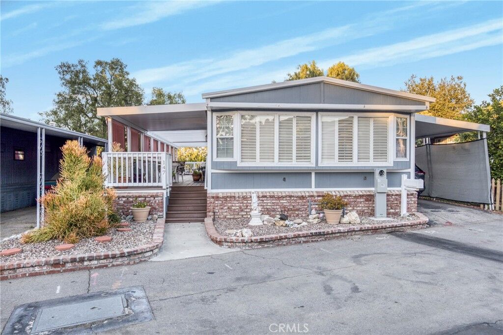 Property Photo:  4201 Topanga Canyon Blvd 147  CA 91364 