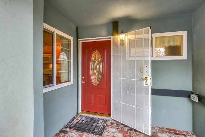 Property Photo:  10872 Oakton Way  CA 95670 