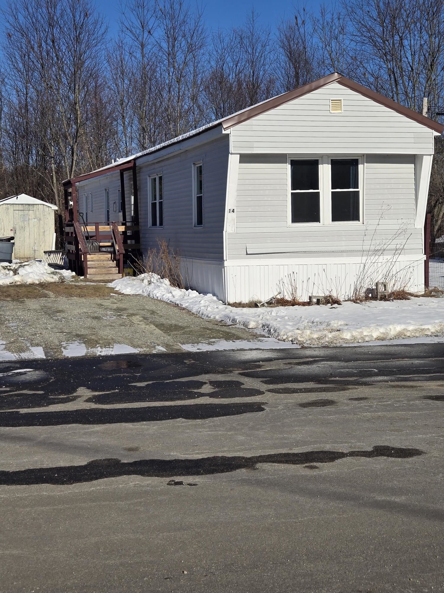 Property Photo:  14 Anthony Circle  NH 03446 