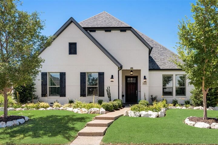 Property Photo:  1621 Caruth Drive  TX 75078 