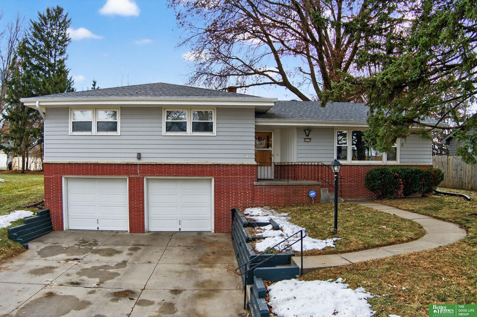 Property Photo: 5315 Mary Street NE 68152