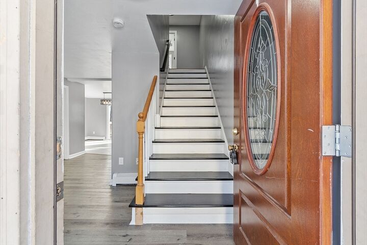 Property Photo: 24 Ashworth Ter 24 MA 01832