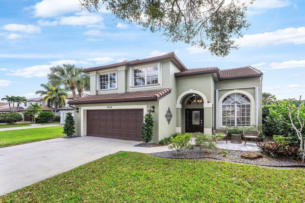 Property Photo:  9434 Fox Trot Lane  FL 33496 