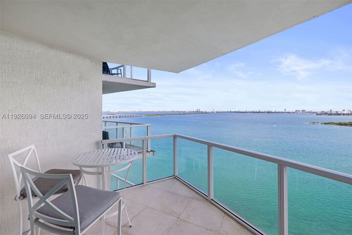 Property Photo:  665 NE 25th St 1801  FL 33137 