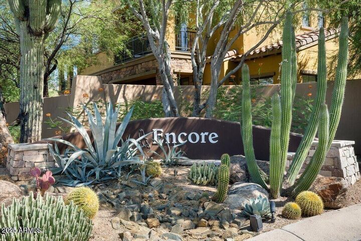 Property Photo:  20750 N 87th Street 2062  AZ 85255 