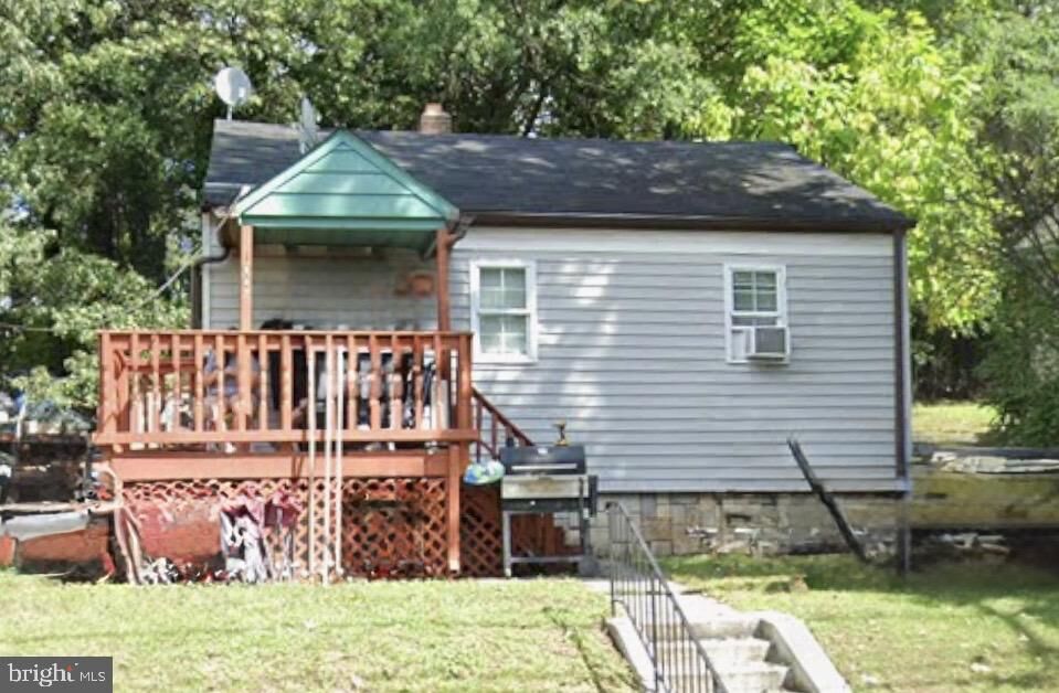 Property Photo:  1007 Balsamtree Drive  MD 20743 