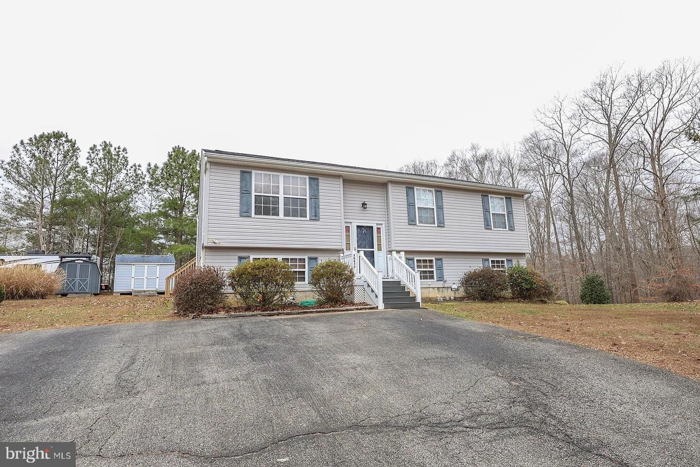 Property Photo:  38877 Jade Way  MD 20659 