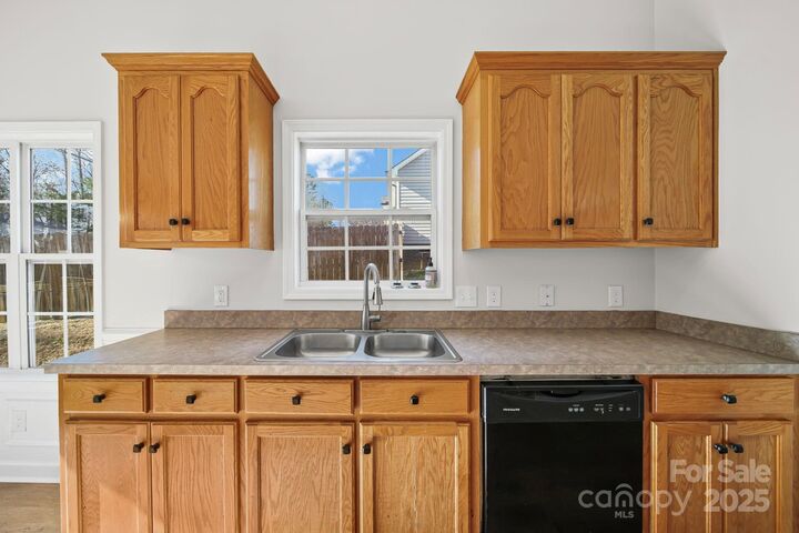 Property Photo: 1562 Piney Church Road NC 28025